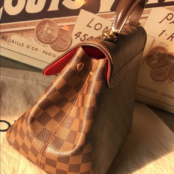 Classy Auth.Louis Vuitton Bergamo - Picture 5 of 15